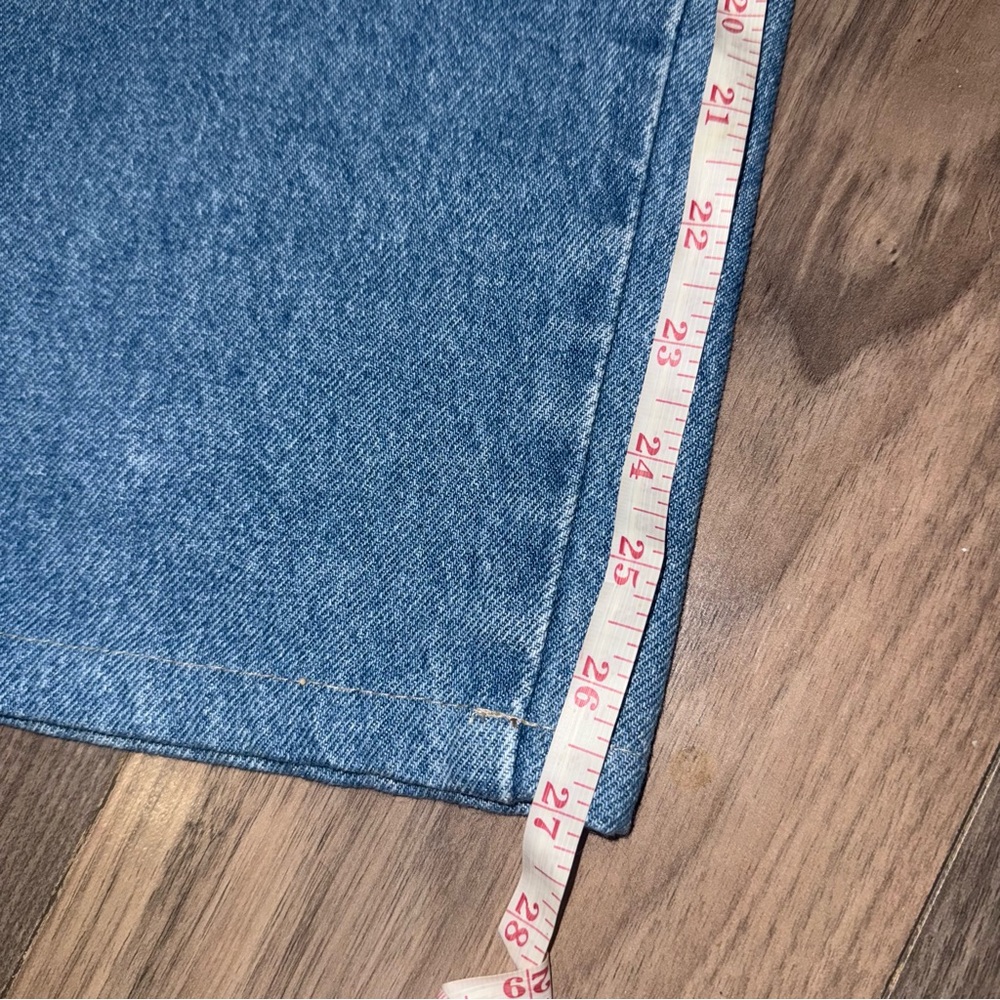 Light Blue Jeans - Picture 10 of 10